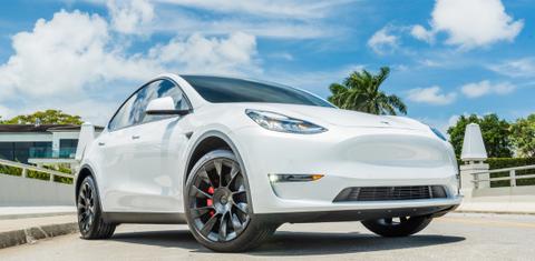 Tesla Model Y 2021
