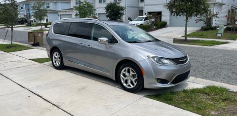 Chrysler Pacifica 2020