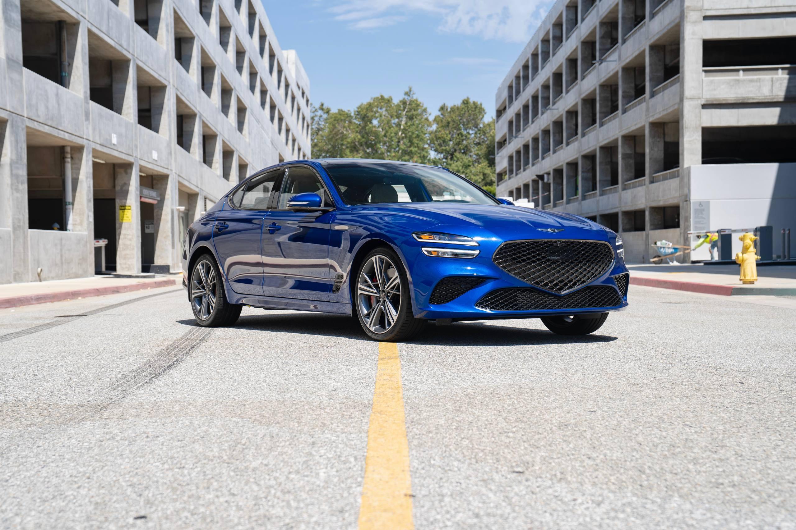 Genesis G70 2025 in Los Angeles, CA