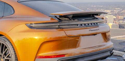 Porsche Panamera 2025