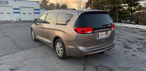 Chrysler Pacifica 2017