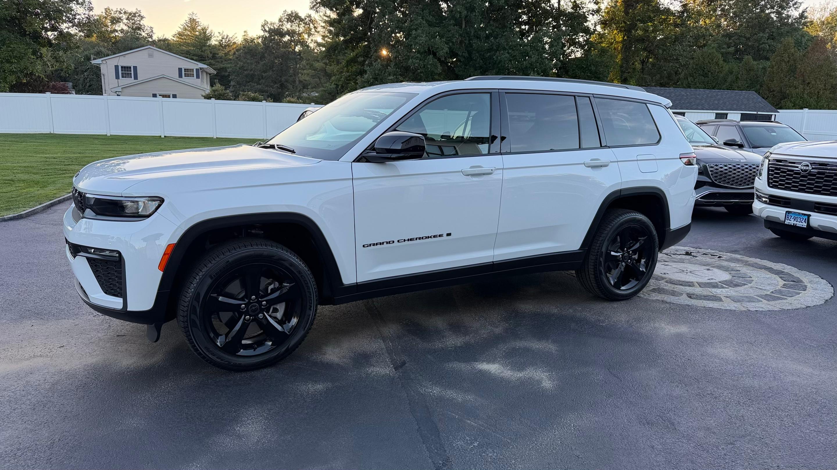 Jeep Grand Cherokee L 2027 in Brookfield, CT