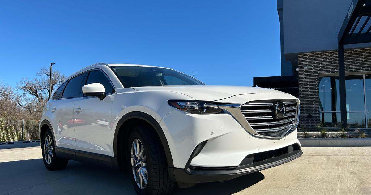 Mazda CX9 2018 rental in Southlake, TX by Lawrence R. Turo