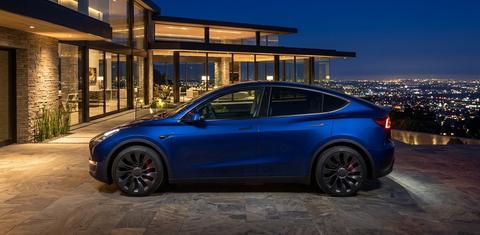 Tesla Model Y 2024
