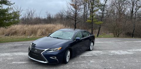 Lexus ES 2016
