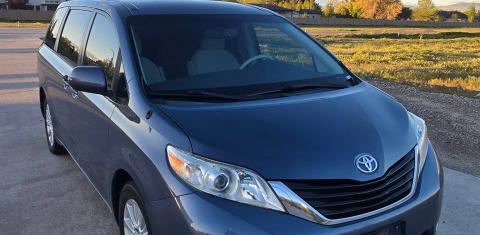 Toyota Sienna 2014