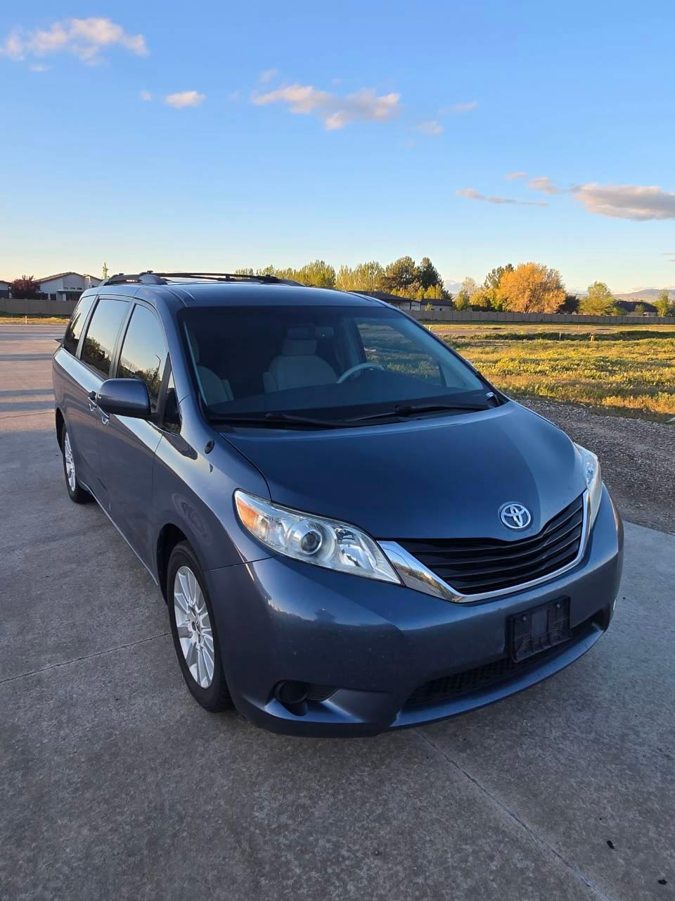 Toyota Sienna 2014 in Eagle, ID