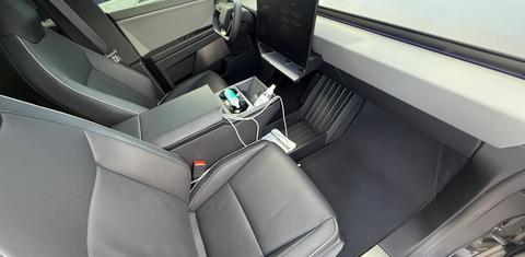 Tesla Cybertruck 2025