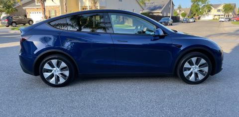 Tesla Model Y 2021