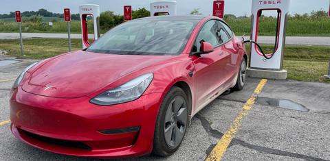 Tesla Model 3 2022