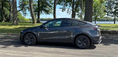 Tesla Model Y 2026