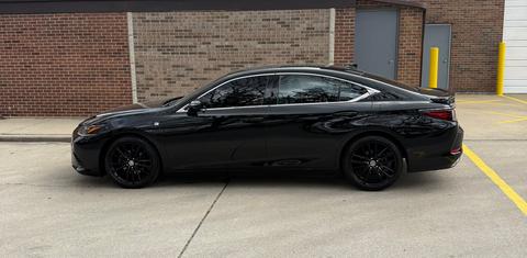 Lexus ES 2020