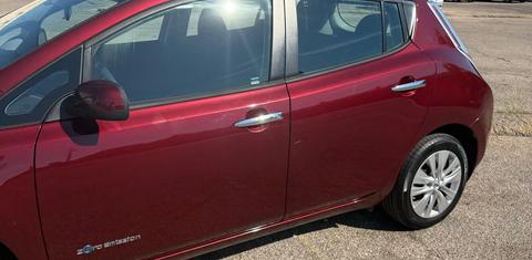 Nissan LEAF 2016