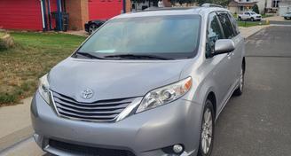 Toyota Sienna 2017 — Truck rental alternative in Aurora, CO