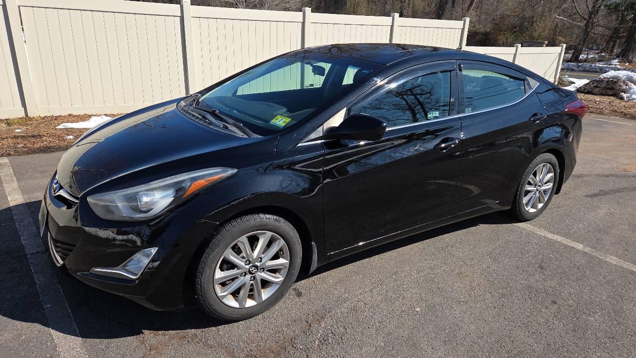Hyundai Elantra 2015 in 