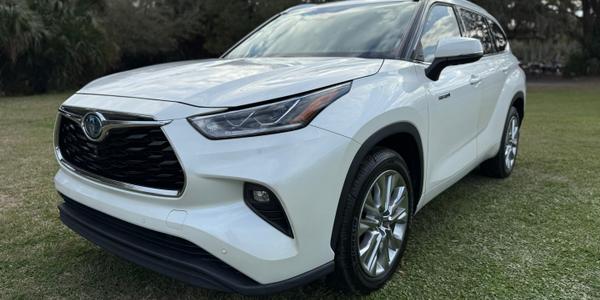 Toyota Highlander Hybrid 2021 rental in Jacksonville, FL by Chad