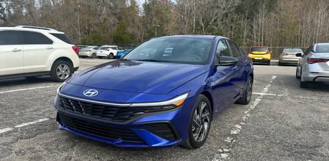 Hyundai Elantra 2025