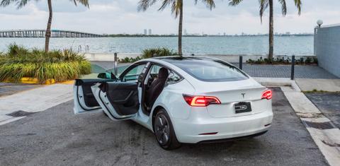 Tesla Model 3 2022