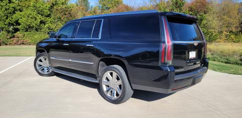 Cadillac Escalade ESV 2016