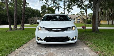 Chrysler Pacifica 2017