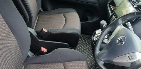 Nissan Serena 2015