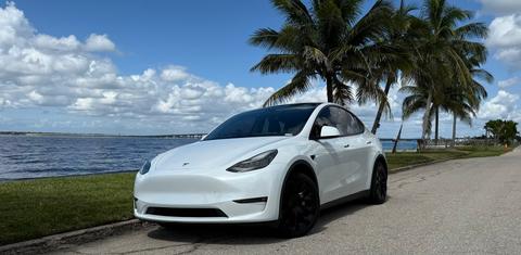 Tesla Model Y 2021