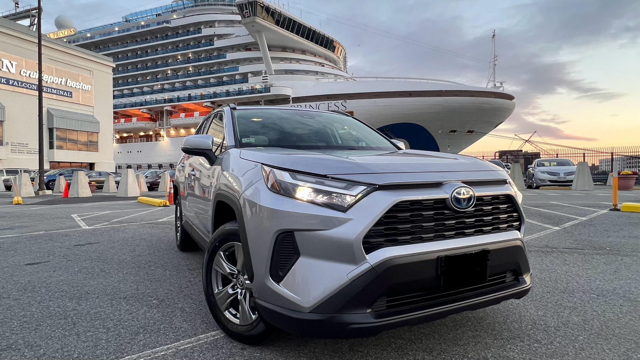 Toyota RAV4 Hybrid 2025 in 