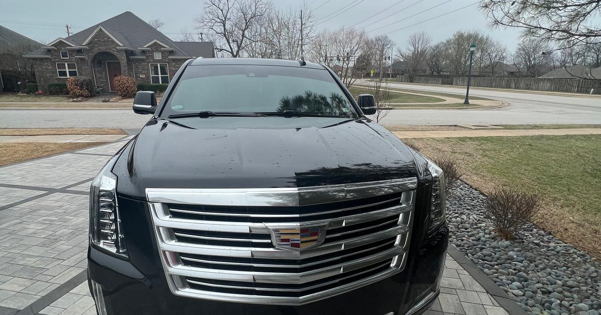 Cadillac Escalade ESV 2018 rental in Springdale, AR by Hermin T. Turo
