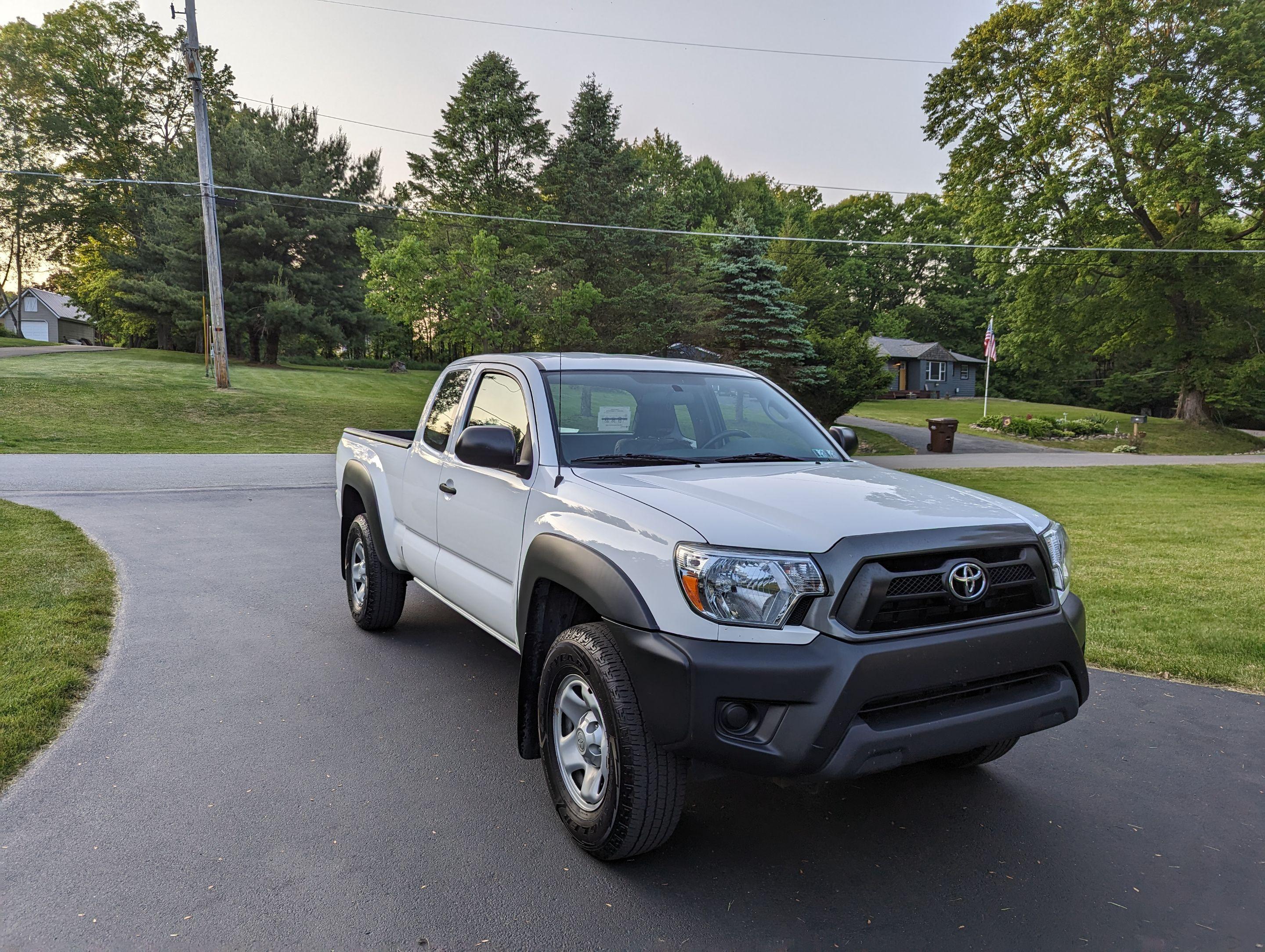 Toyota Tacoma 2015 in Pittsburgh, PA