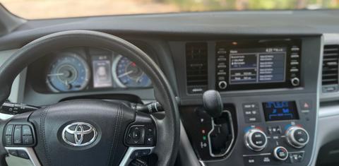 Toyota Sienna 2019