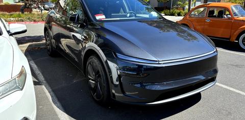 Tesla Model Y 2026