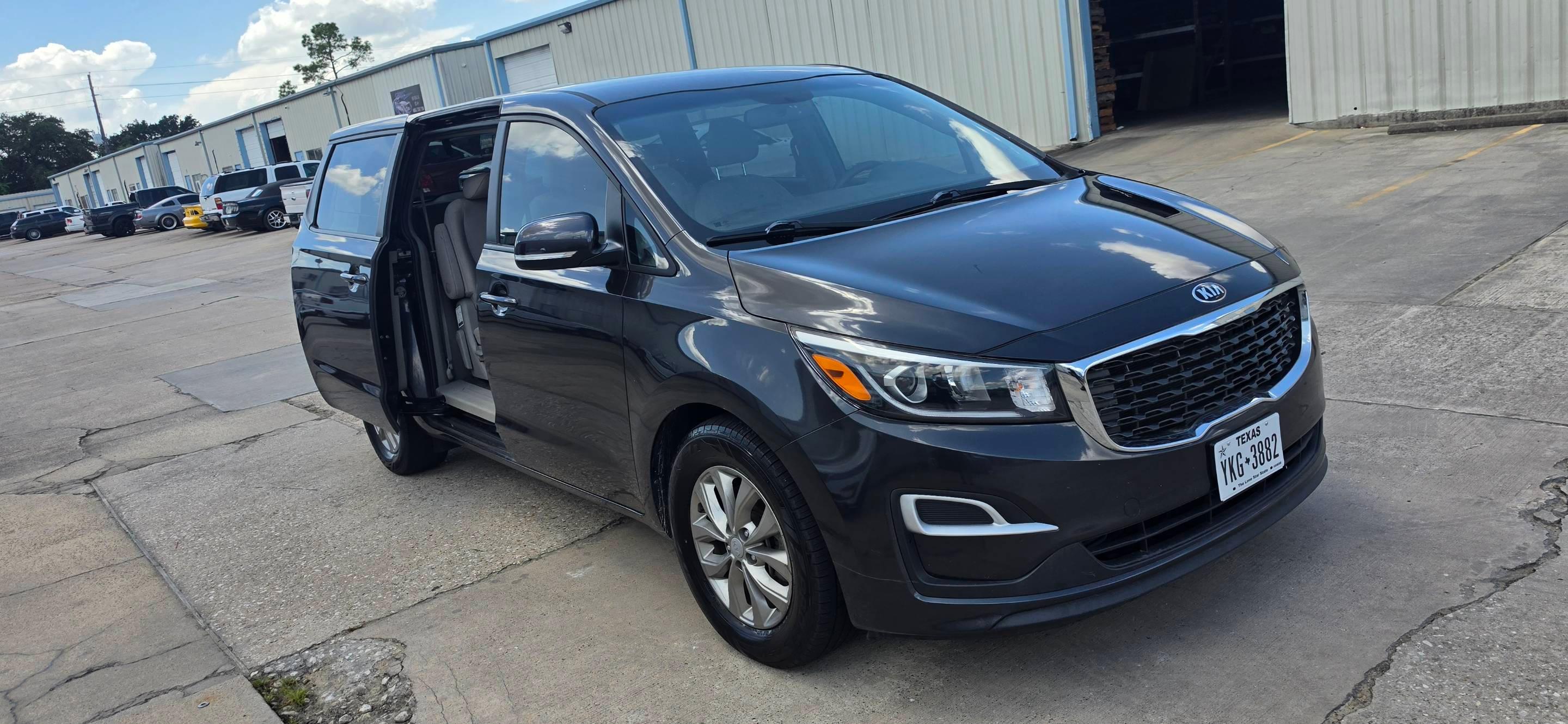 Kia Sedona 2020 in Houston, TX