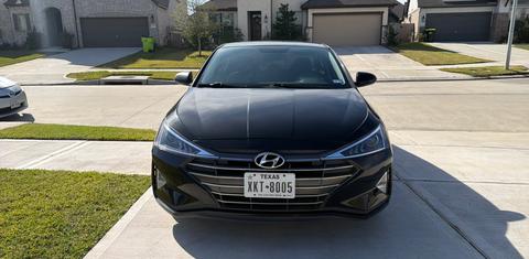 Hyundai Elantra 2019