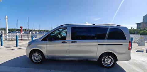 Mercedes-Benz Metris 2023