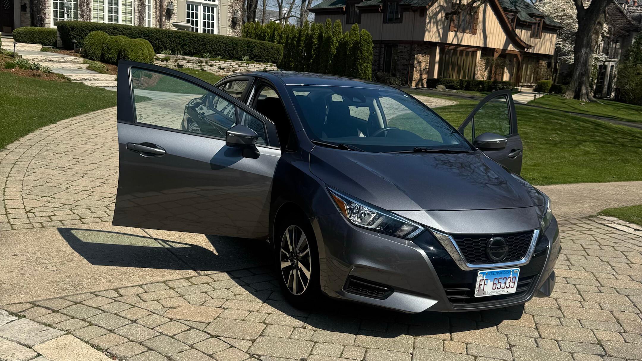 Nissan Versa 2021 in Burbank, IL