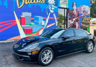 Porsche Panamera car