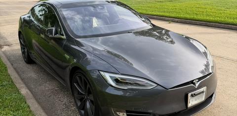 Tesla Model S 2016