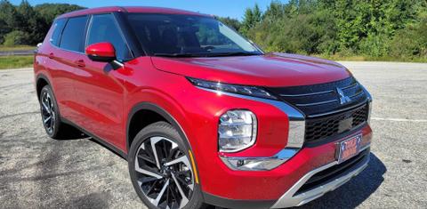 Mitsubishi Outlander 2023