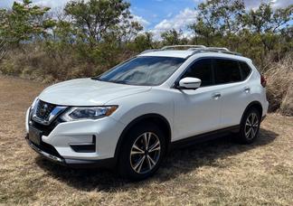 Nissan Rogue car