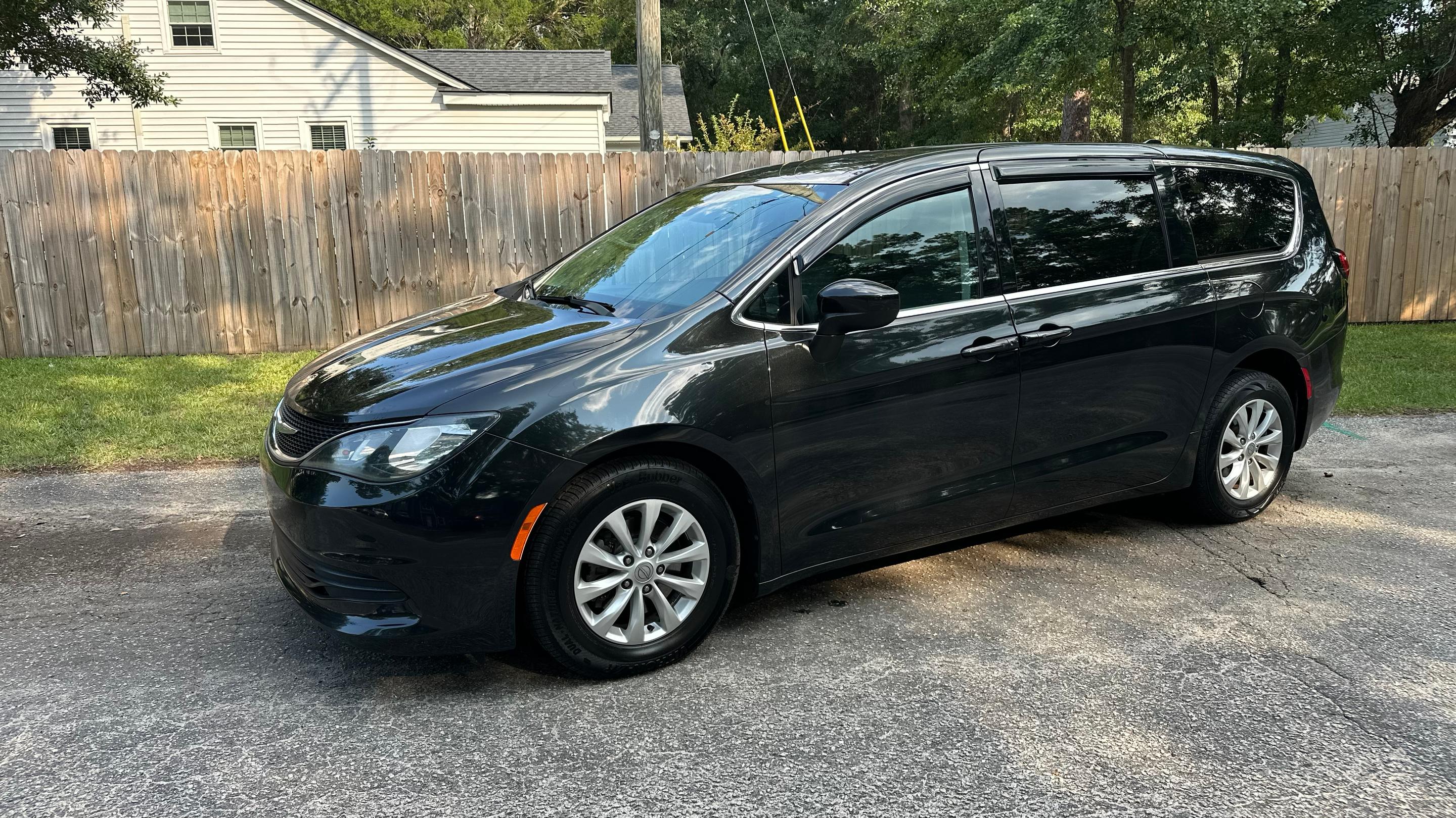 Chrysler Pacifica 2017 in Summerville, SC