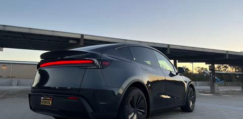 Tesla Model Y 2026