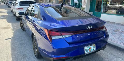 Hyundai Elantra 2022