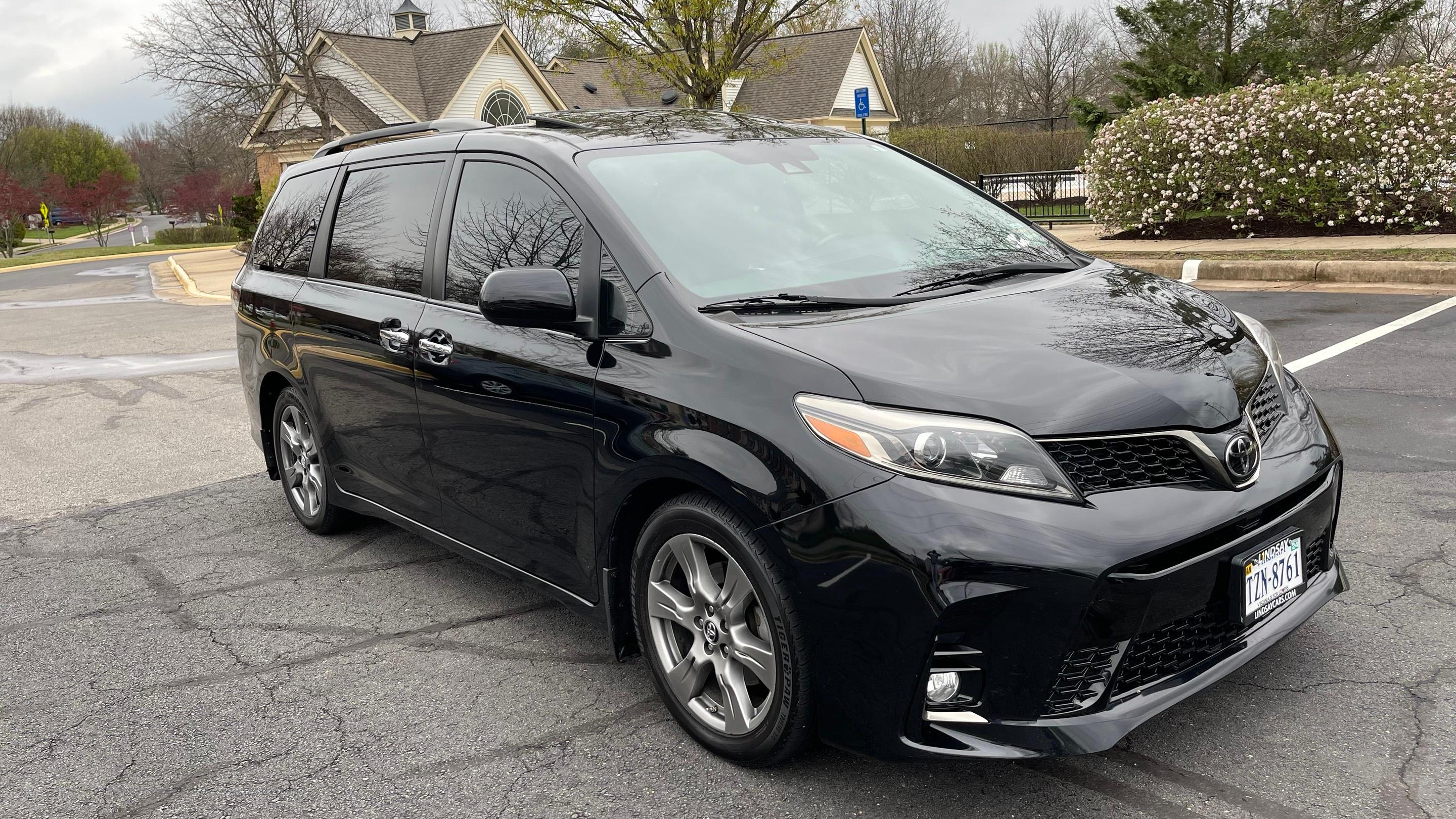 Toyota Sienna 2019 in Alexandria, VA
