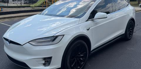 Tesla Model X 2020