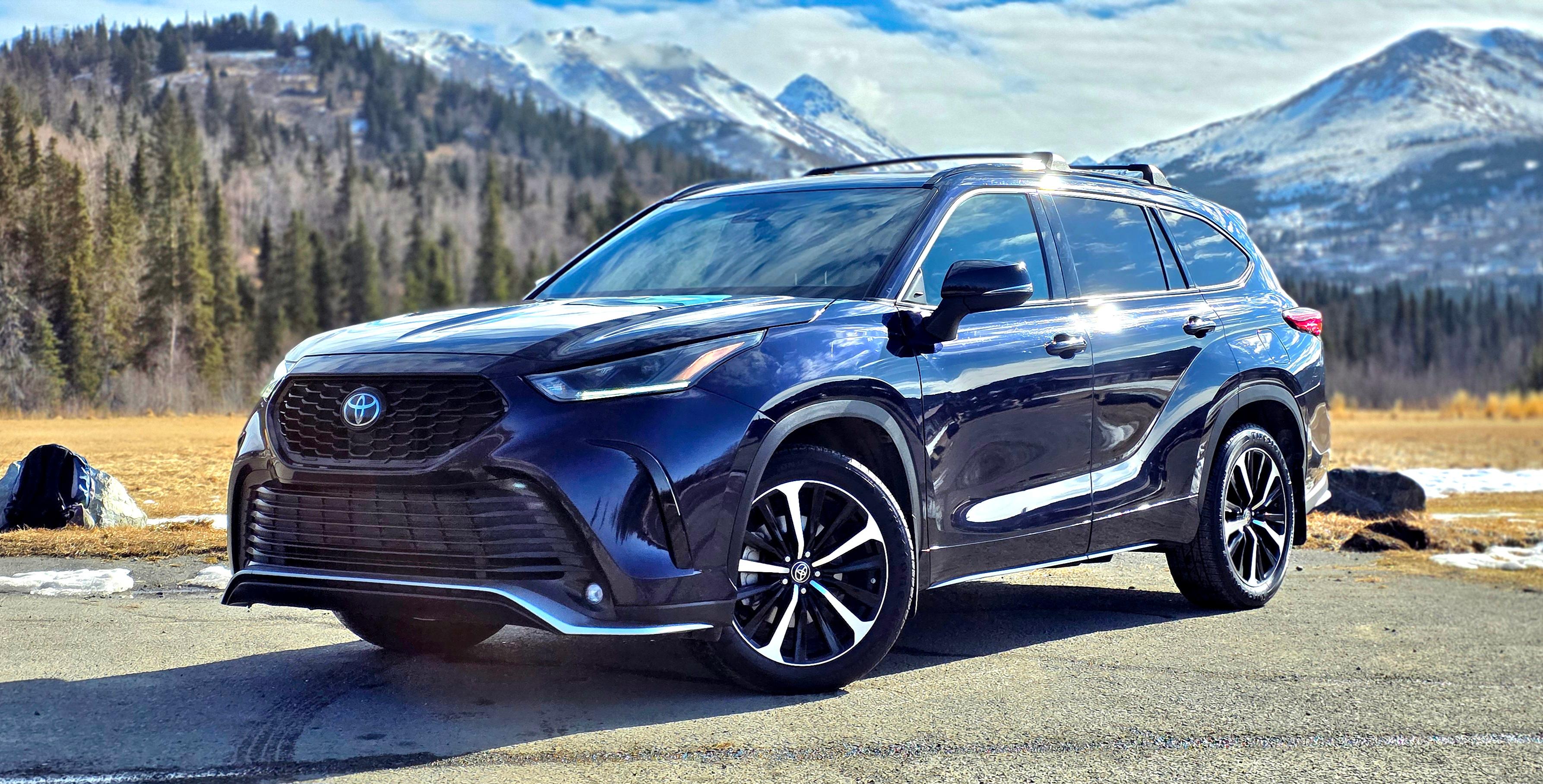 Toyota Highlander 2021 in Anchorage, AK