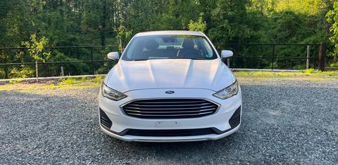 Ford Fusion Hybrid 2019