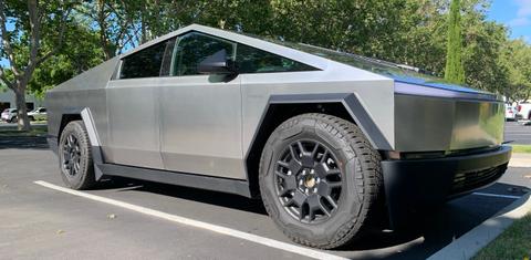 Tesla Cybertruck 2024