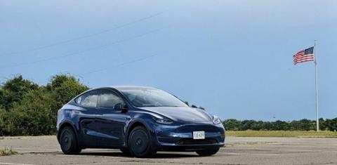 Tesla Model Y 2020