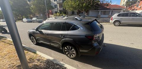 Subaru OUTBACK 2023