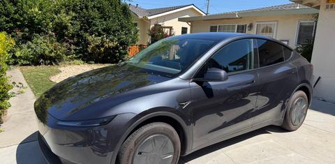 Tesla Model Y 2026